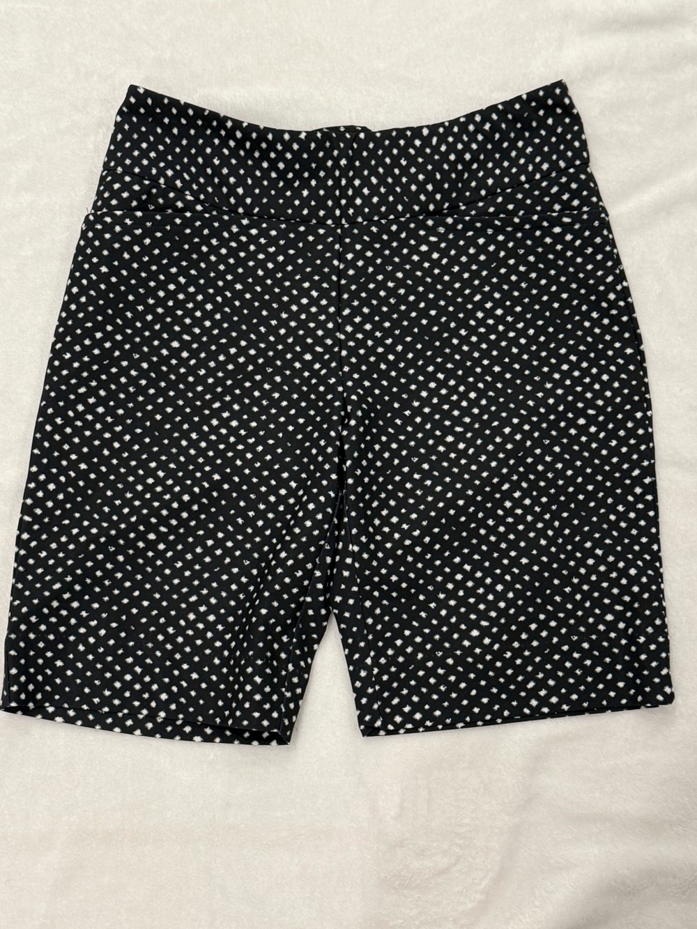 Tail White Label Black and White Polka Dot Golf Shorts